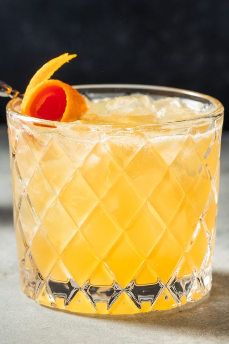 17 Best Frangelico Cocktails (Easy Recipes) Insanely Good