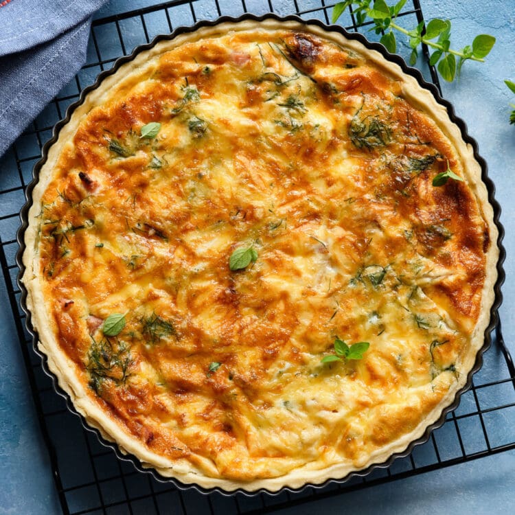 Classic Spinach Quiche Recipe - Insanely Good