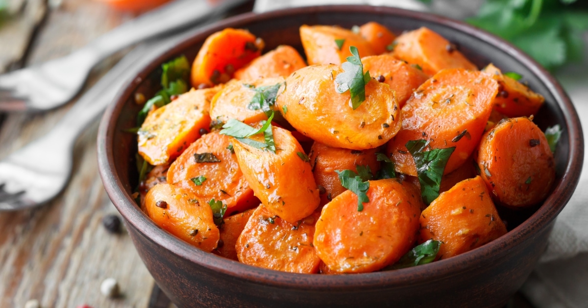 Homemade Caramelized Carrots with Herbs