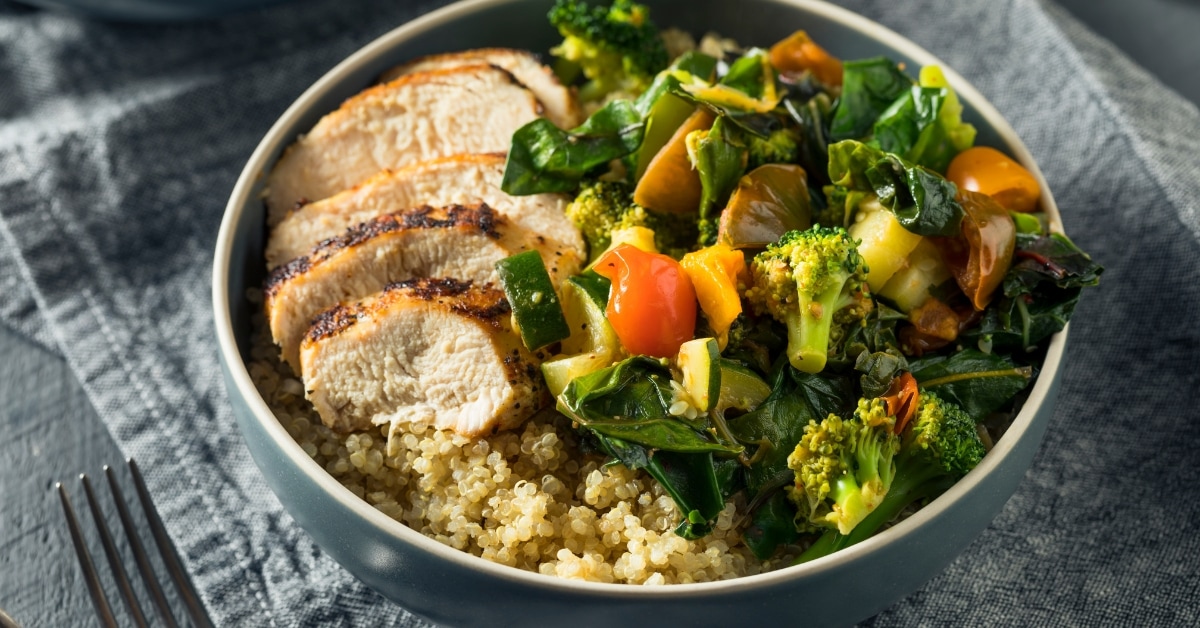 Homemade Chicken and Quinoa Bowl with Roasted Vegetables