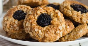 Homemade Oatmeal Cookies with Prunes