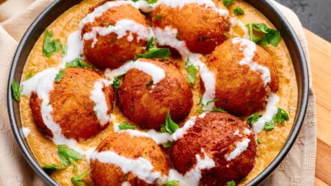 Potato and Cheese Balls with Tomato Gravy and Spices