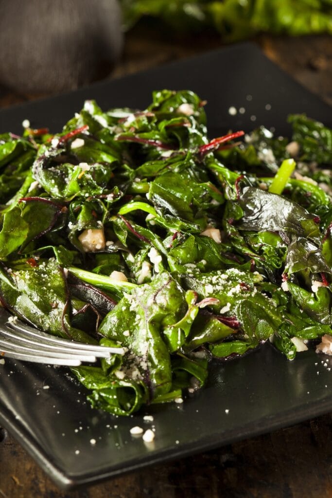Sauteed Spinach with Garlic and Cheese