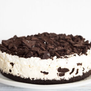 Philadelphia Oreo Cheesecake Recipe - Insanely Good