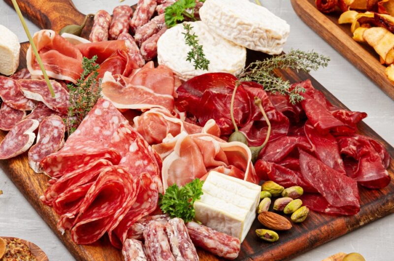 10 Best Meats for Charcuterie Boards