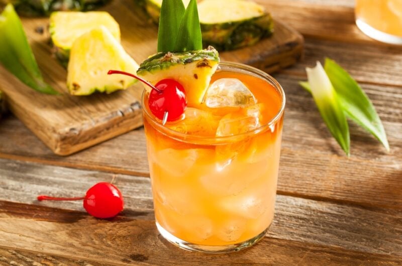 17 Refreshing White Rum Cocktails for Summer