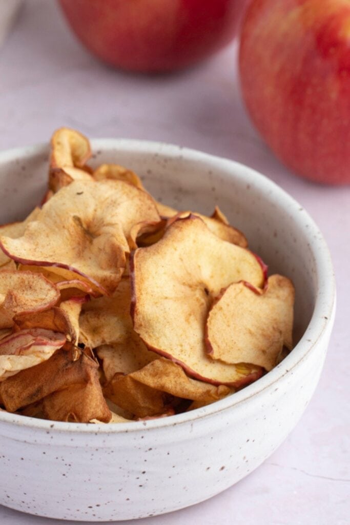Crispy Air Fryer Apple Crisp with Fresh Fruits