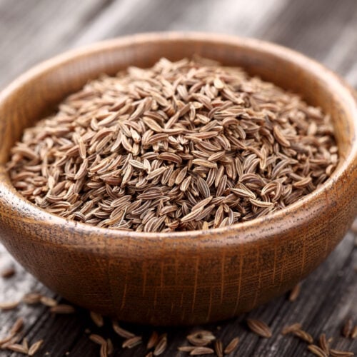 10 Best Substitutes for Caraway Seeds - Insanely Good