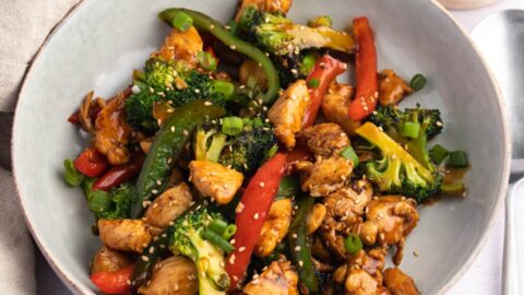 Homemade Healthy and Savory Stir-Fry Vegetables with Chicken and Sauce