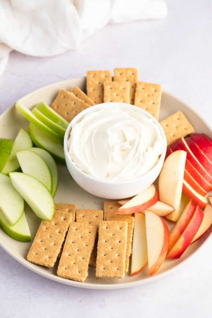 Homemade Marshmallow Cream Cheese Dip with Fruits and Crackers