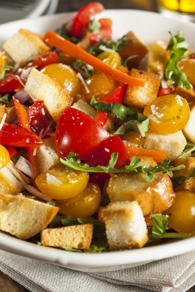 Panzanella Salad with Tomatoes and Carrots