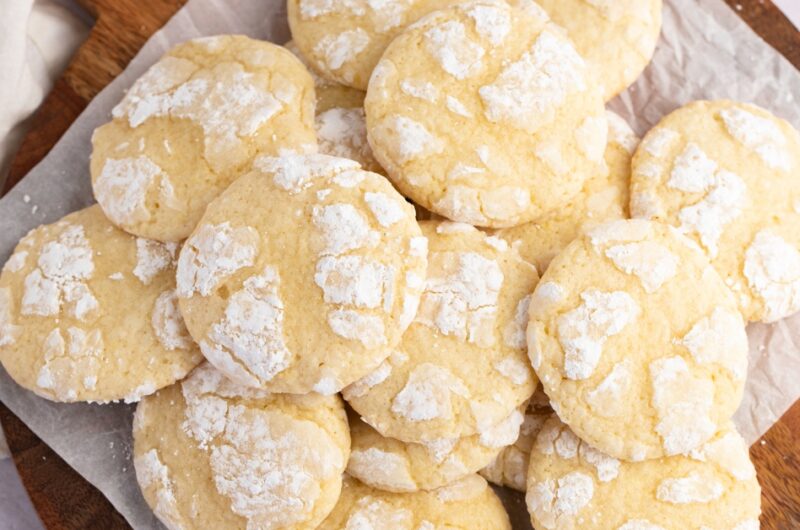 Soft and Chewy Lemon Cookies (Easy Recipe)