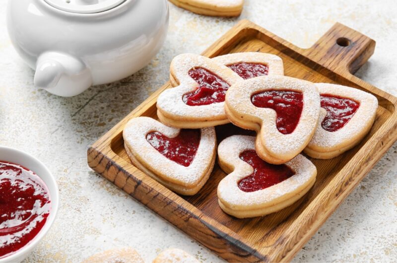 25 Best Valentine's Day Snacks and Treats