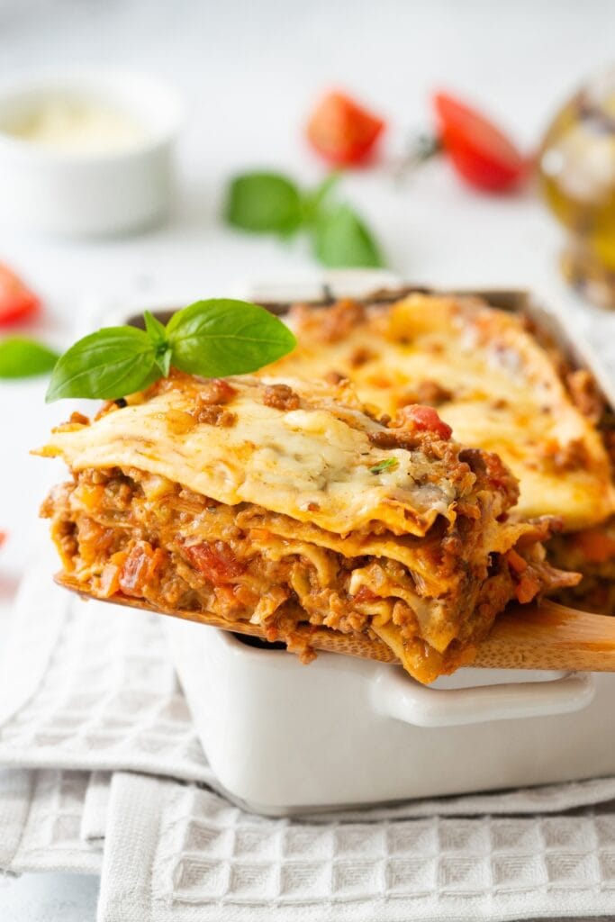 Creamy Noodle Lasagna with Meat and Cheese