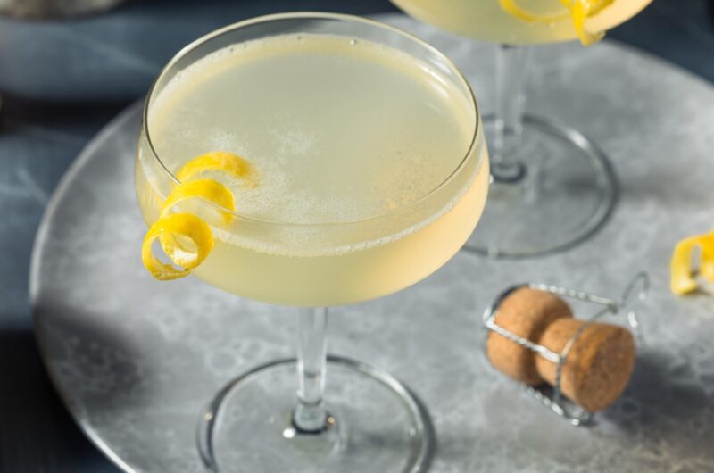 10 French 75 Variations & Recipes