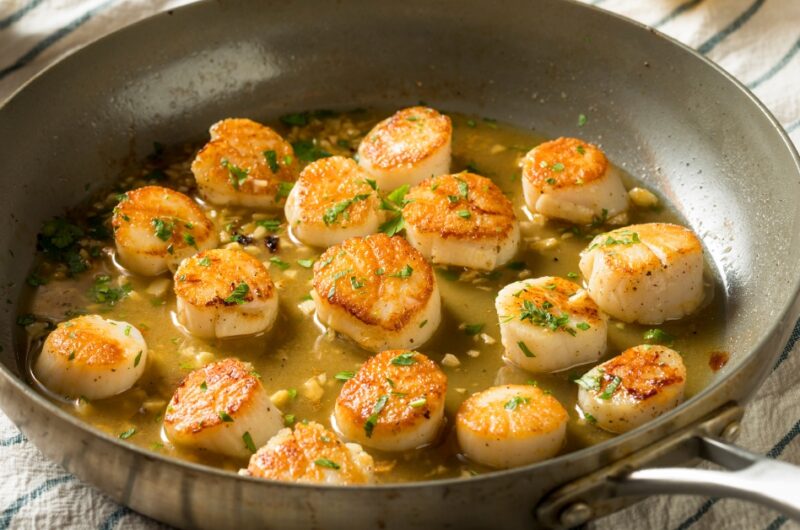 13 Best Sauces for Scallops (+ Easy Recipes)