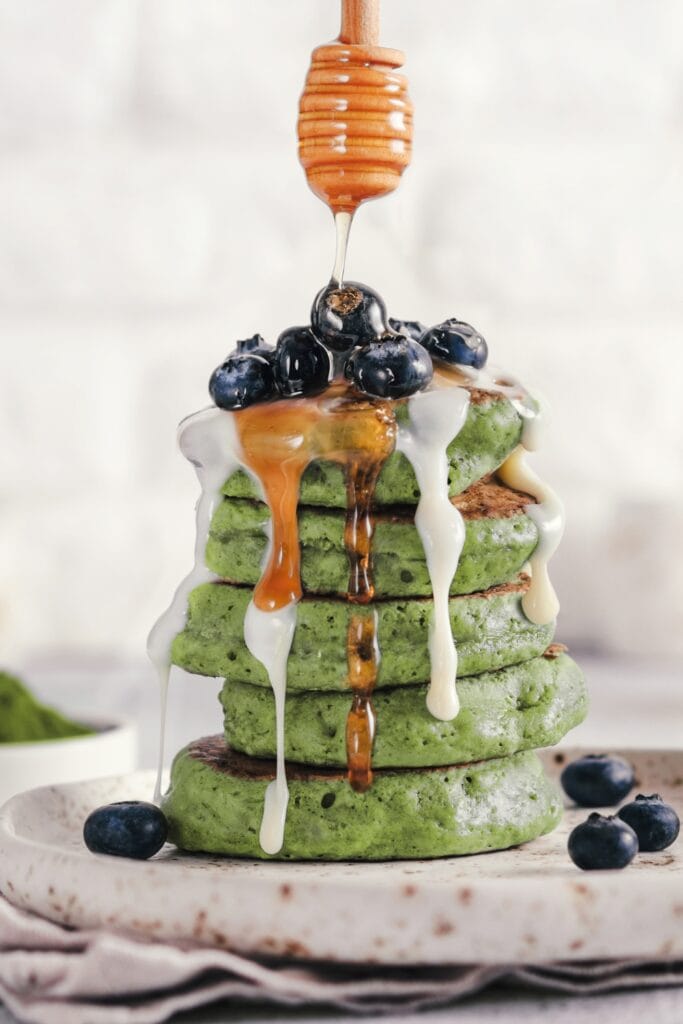 Homemade St. Patrick's Cake with Blueberries and Honey