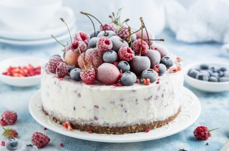 30 Lovely Spring Cakes for Any Occasion
