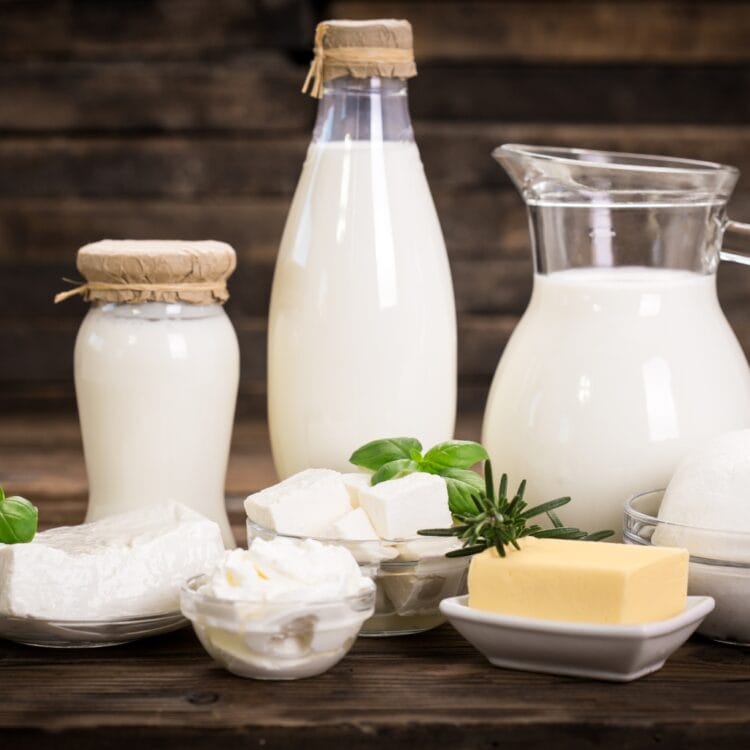 6 Best Half and Half Substitutes Insanely Good