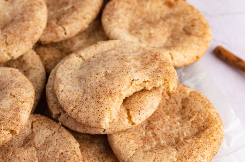 Easy Cinnamon Cookies (Soft & Chewy)