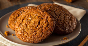 Homemade-Ginger-Cookies-in-Plate