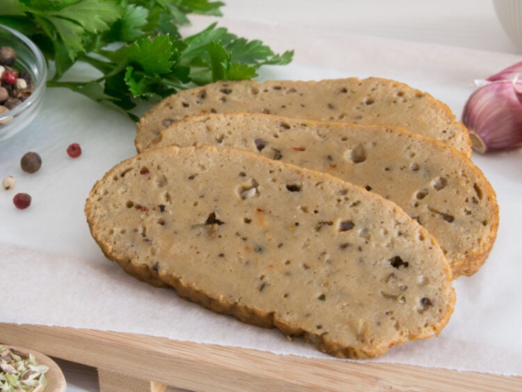 What Is Seitan? (+ What It Tastes Like) Insanely Good