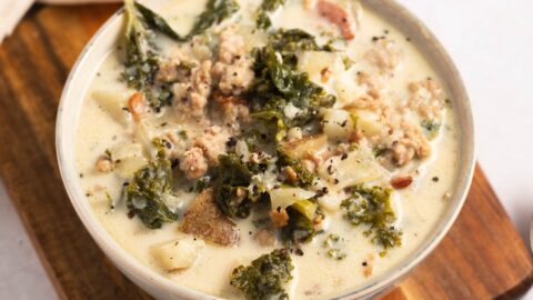 Creamy and Savory Zuppa Toscana Soup with Kale, Bacon and Sausage