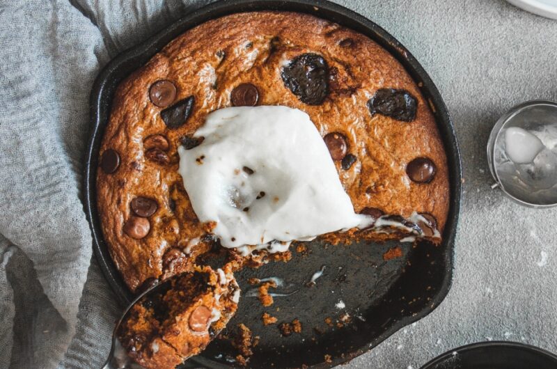 10 Gooey Skillet Cookies We Can't Resist