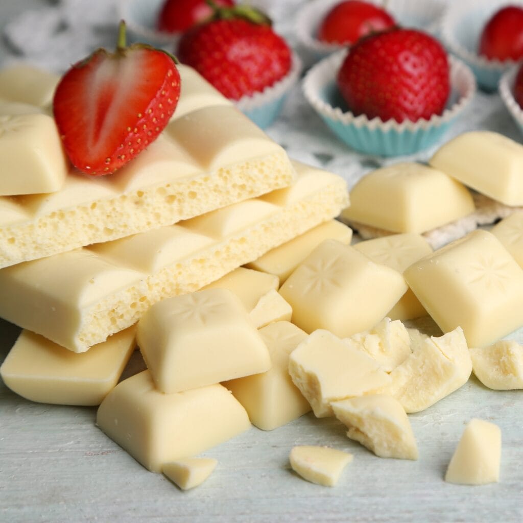 Bubbly White Chocolate with Fresh Strawberries