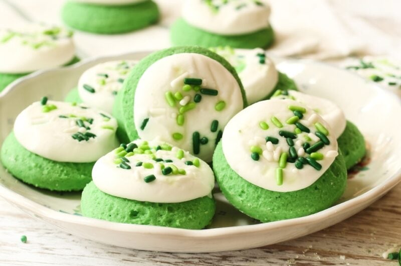 10 Traditional Irish Cookies (+ Easy Recipes)