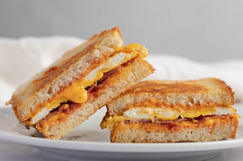 Fried Egg Sandwich (Best Recipe)