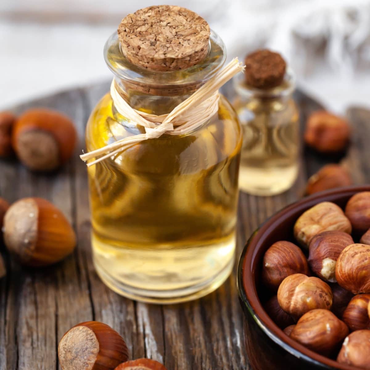 13 Best Almond Extract Substitutes Insanely Good