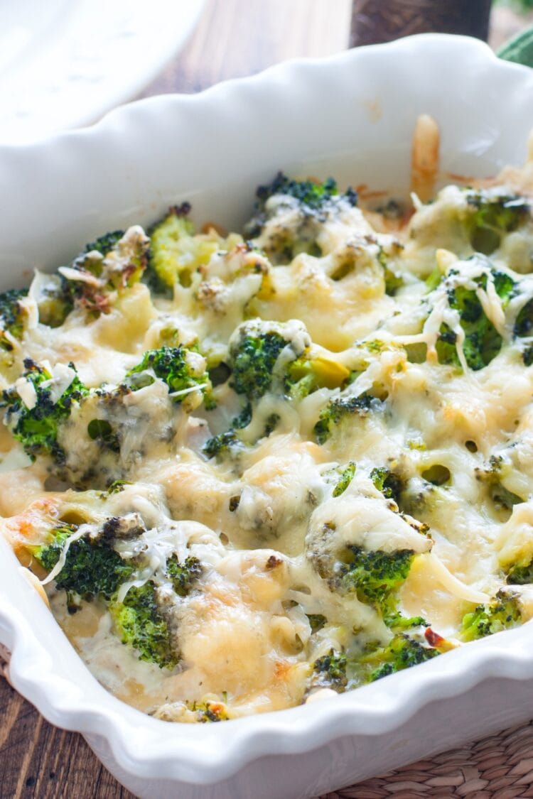 23 Easy Casseroles With Rotisserie Chicken Insanely Good   Homemade Baked Broccoli Chicken Casserole 750x1125 