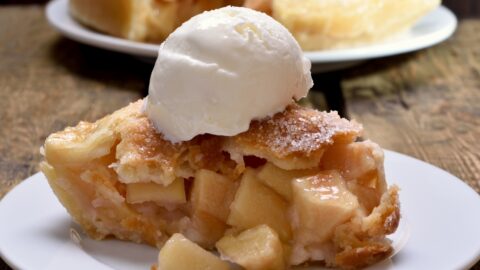 Homemade Sliced Apple Pie with Ice Cream