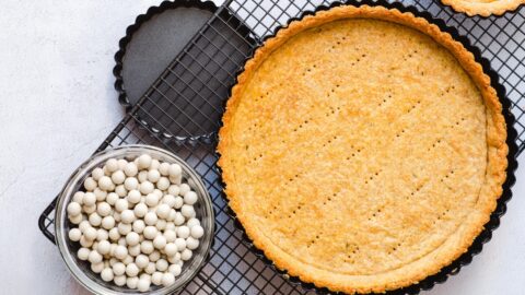 Preparing Blind Baking Pie Crust with Ceramic Baking Beans