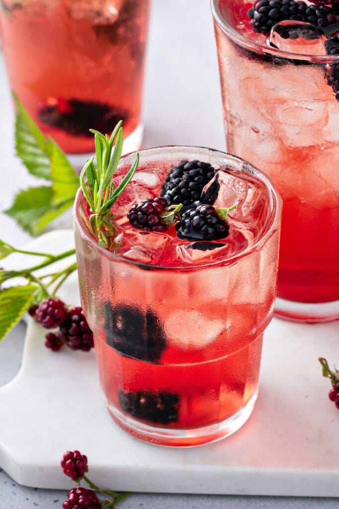 Refreshing Blackberry Cocktail with Ice