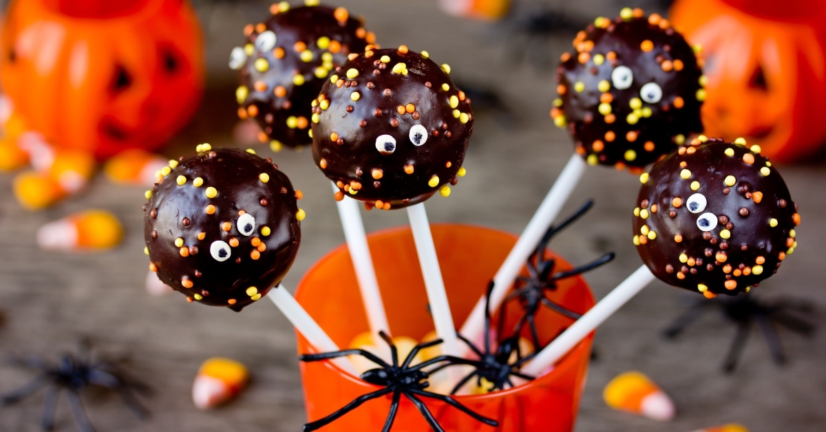 17 Halloween Cake Pops (+ Simple Recipes) - Insanely Good