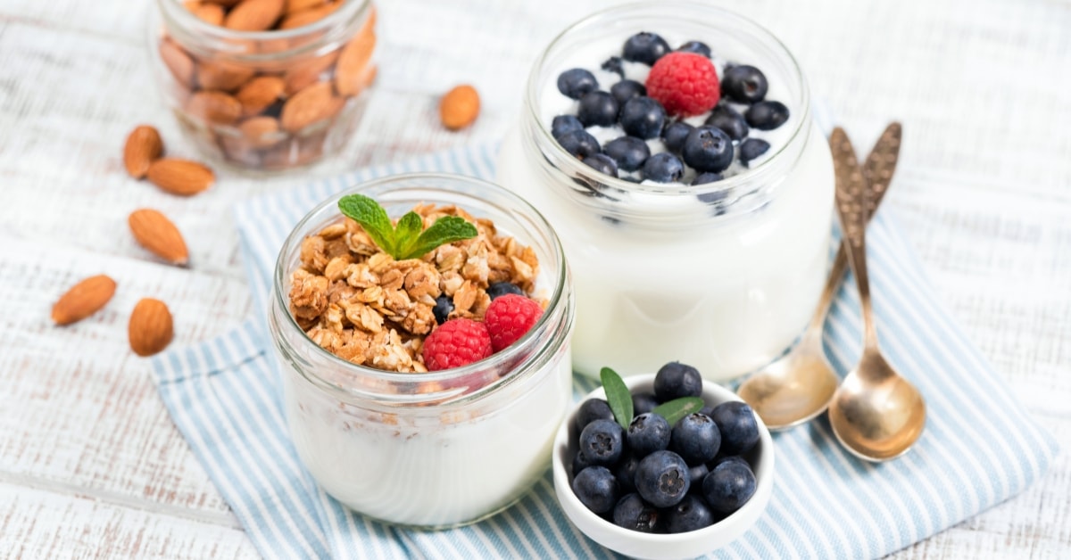 Yogurt with Berries and Nuts