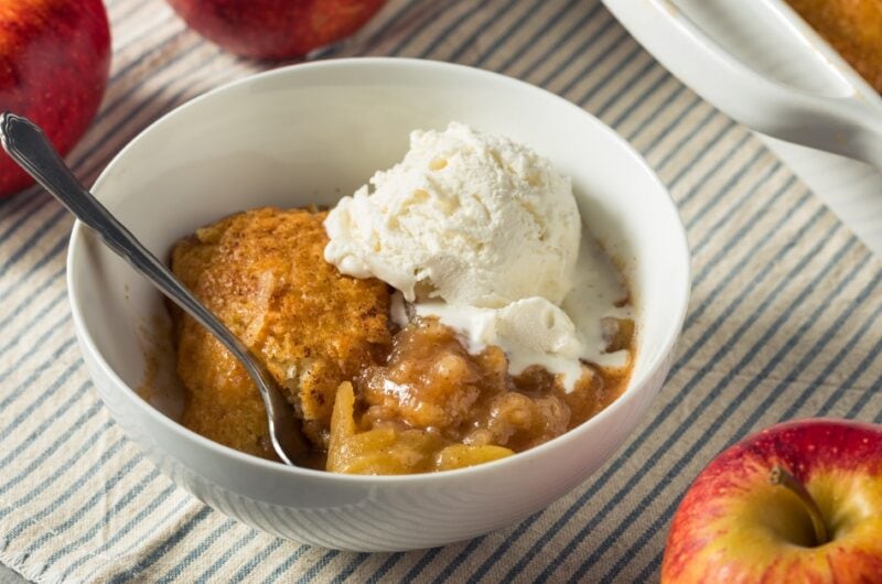 23 Slow Cooker Apple Recipes for Fall and Beyond