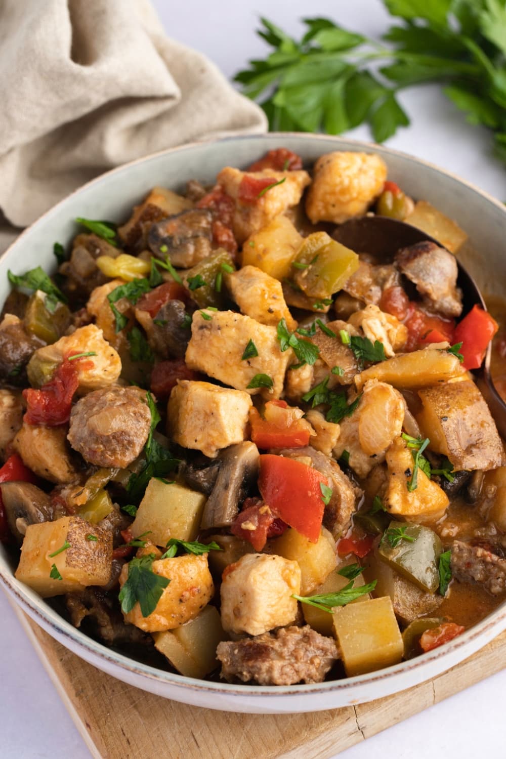 Chicken Murphy with Sausage, Peppers and Mushrooms in a Bowl