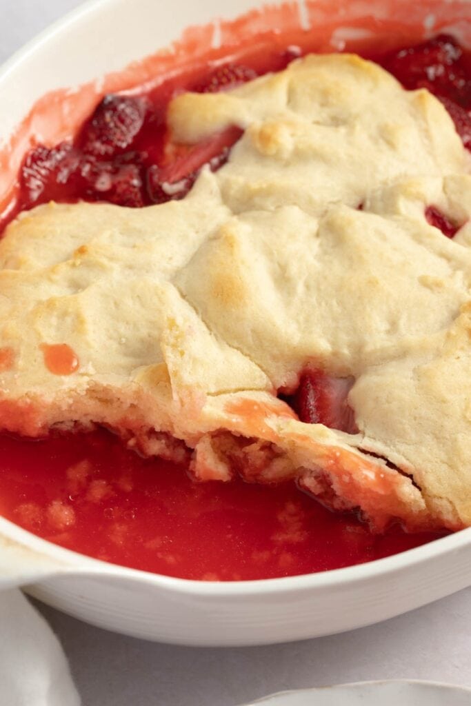 Crispy and Crumbly Strawberry Cobbler in a White Casserole