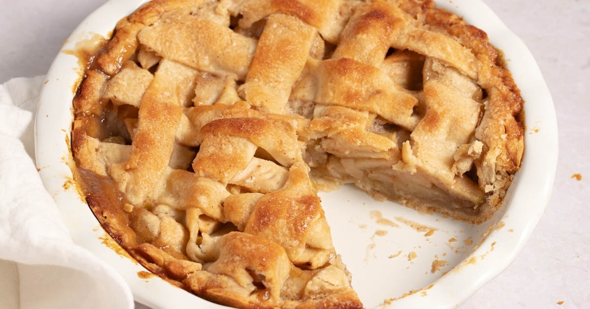 Granny Smith Apple Pie Recipe - Insanely Good