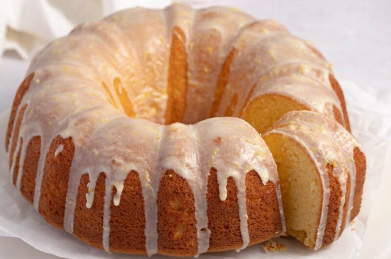 Easy Orange Glaze Icing (Recipe for Cakes & More!)