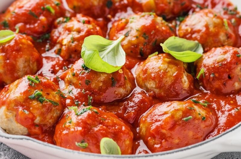 What to Serve with Chicken Meatballs (23 Easy Side Dishes)