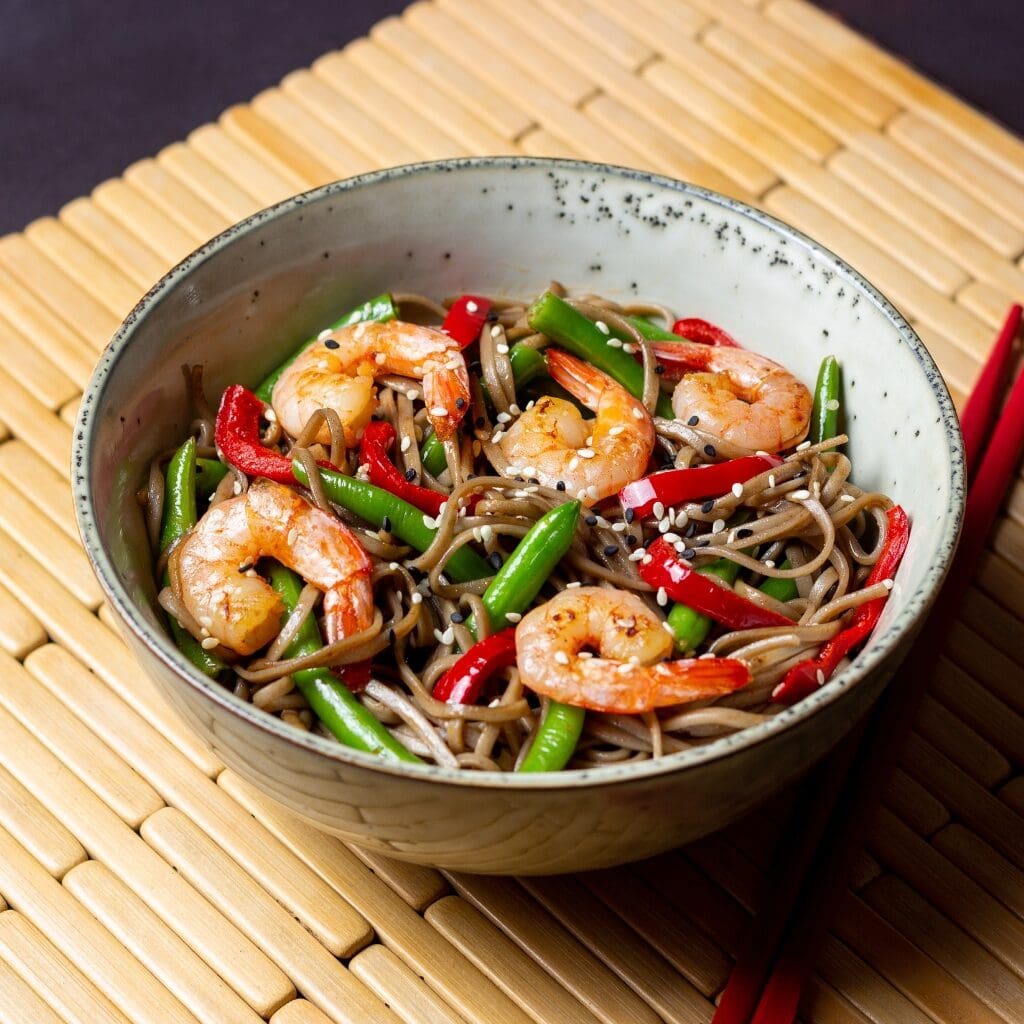 Homemade Soba Noodles with Shrimp, Green Beans and Peppers