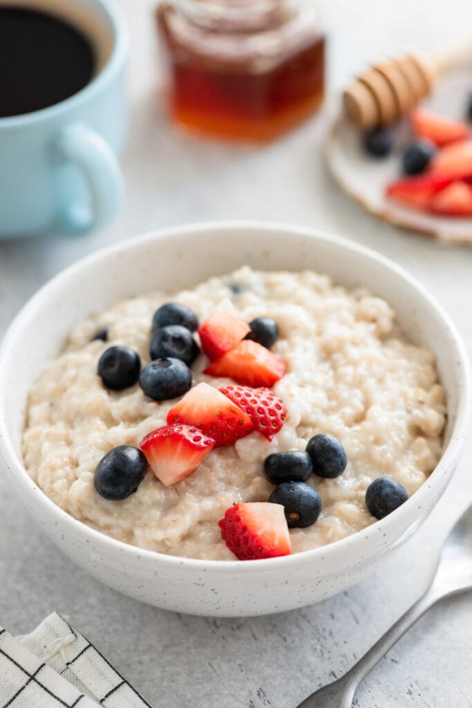 Bowl of Oatmeal with Berries 