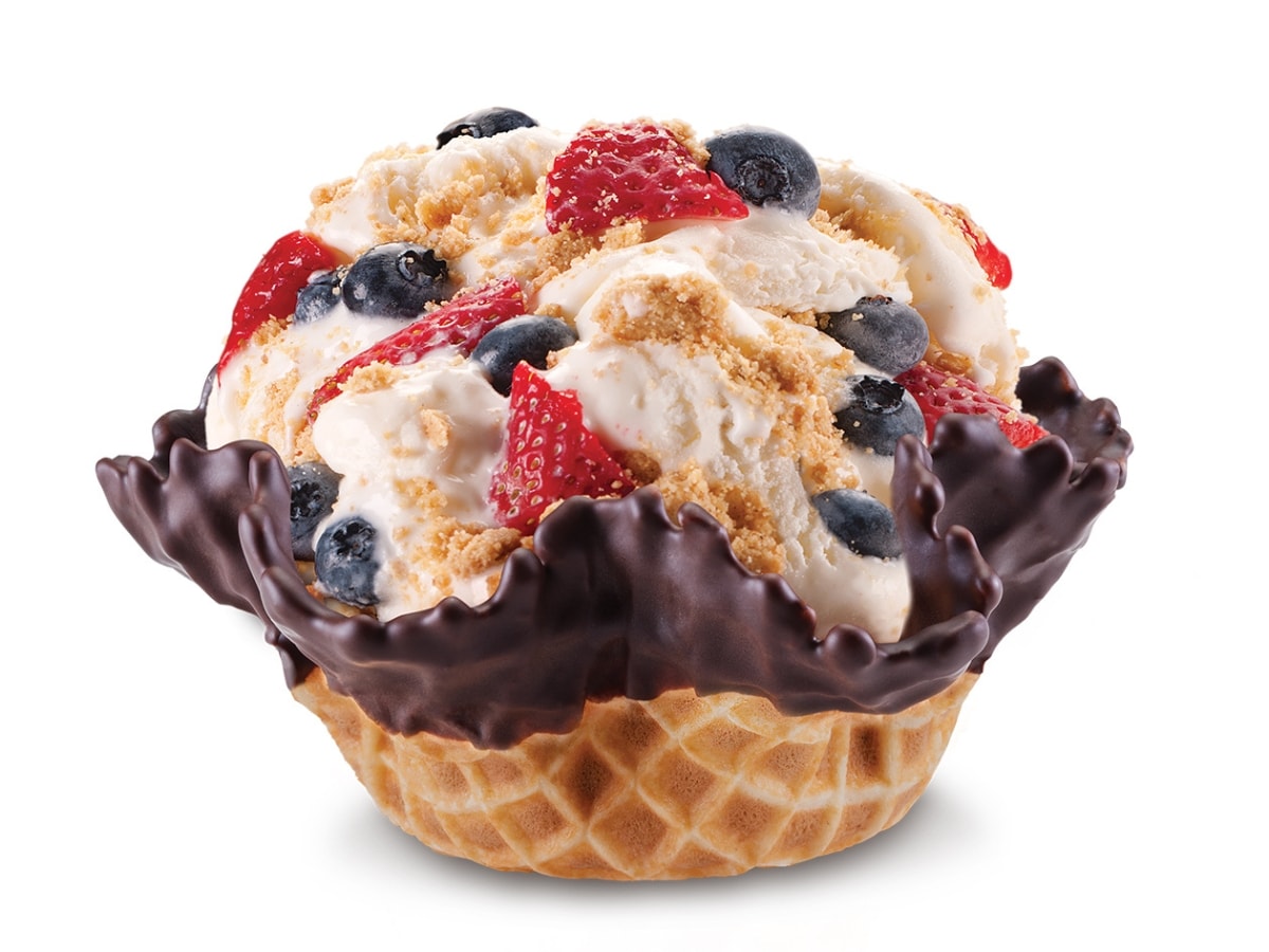 Cheesecake Fantasy Cold Stone Flavor with Fresh Berries, Graham Crust, and Cheesecake Ice Cream in a Chocolate-Dipped Waffle Bowl