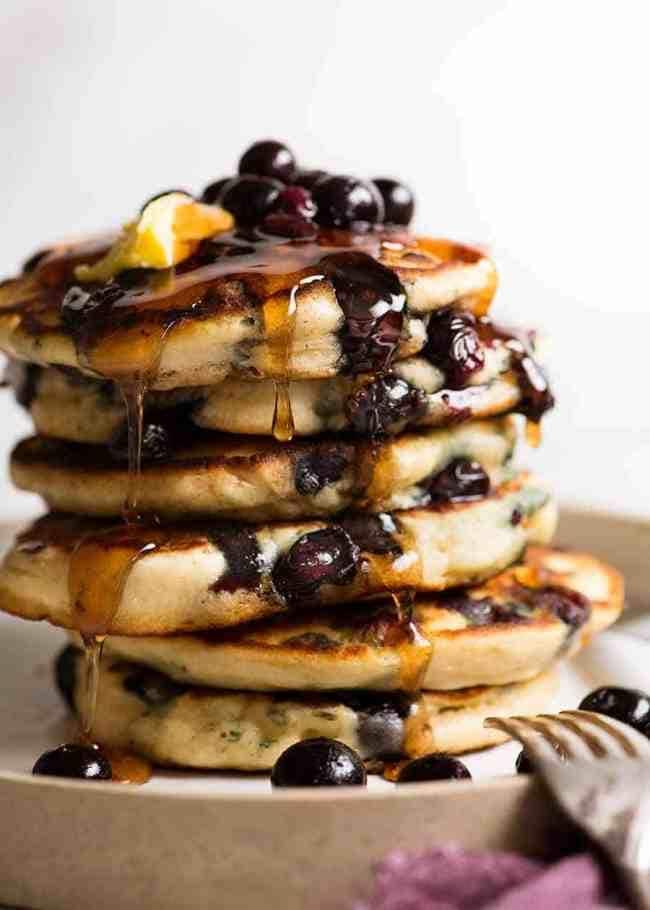 Fluffy Blueberry Pancakes