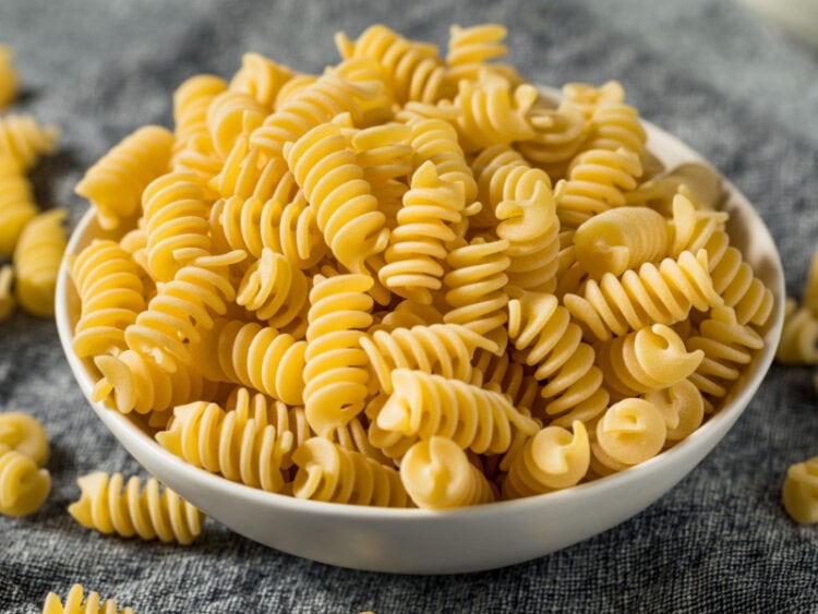 Best Pasta for Mac and Cheese (10 Perfect Types) - Insanely Good