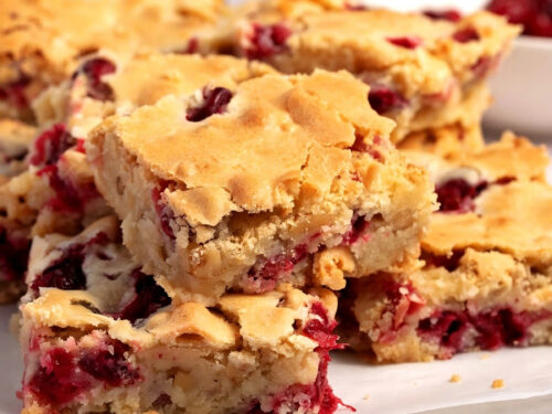 Cranberry Christmas Cake